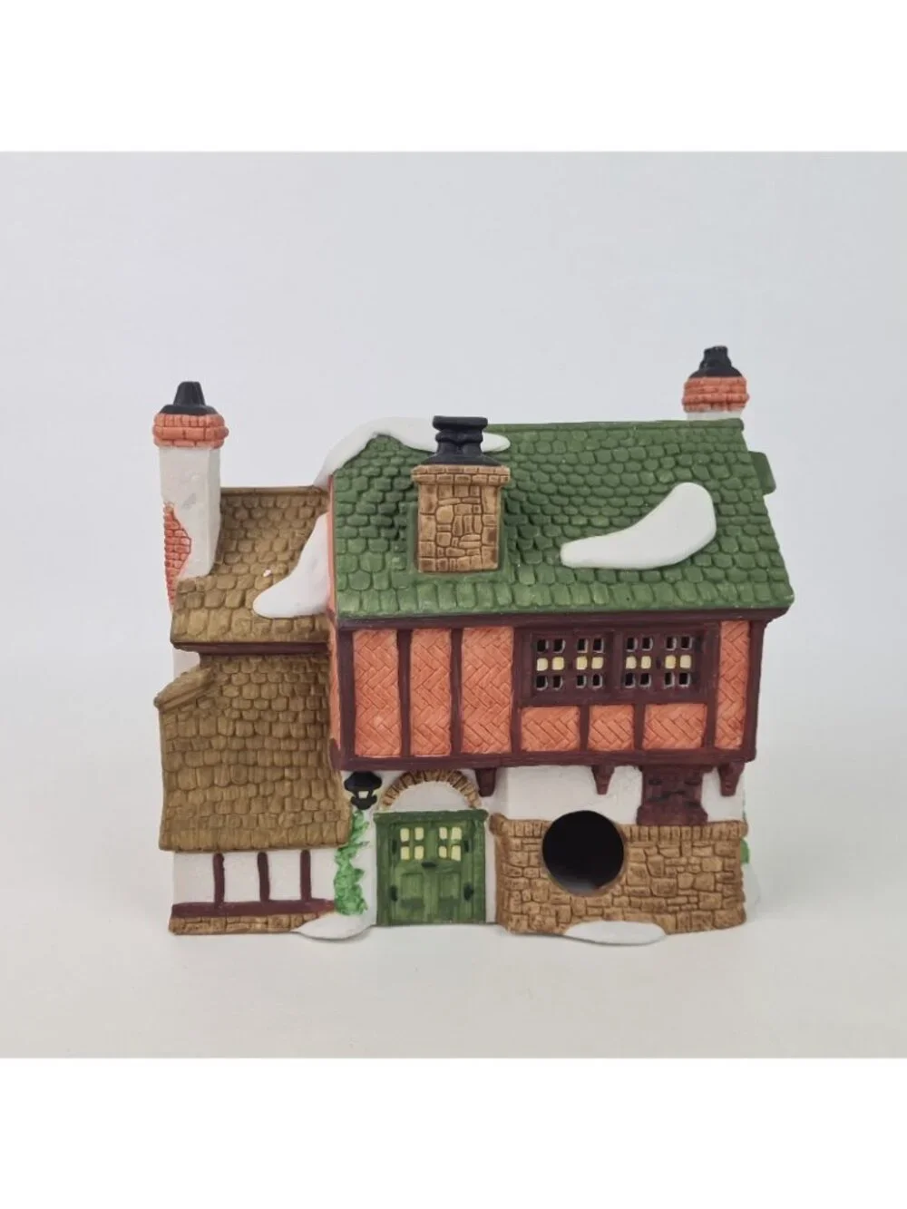 Department 56 Ruth Marion Scotch Woolens 5585-9 Dickens Village Lighted House